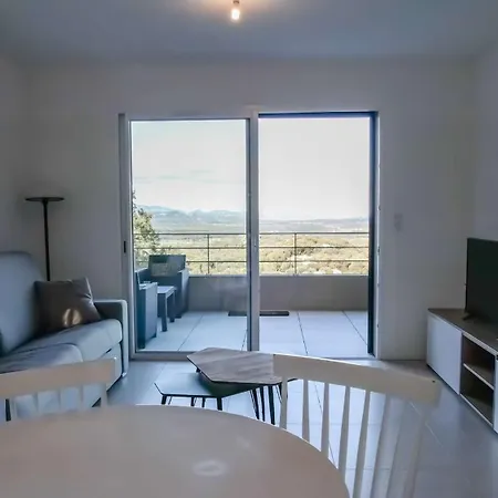 Bel Apartment